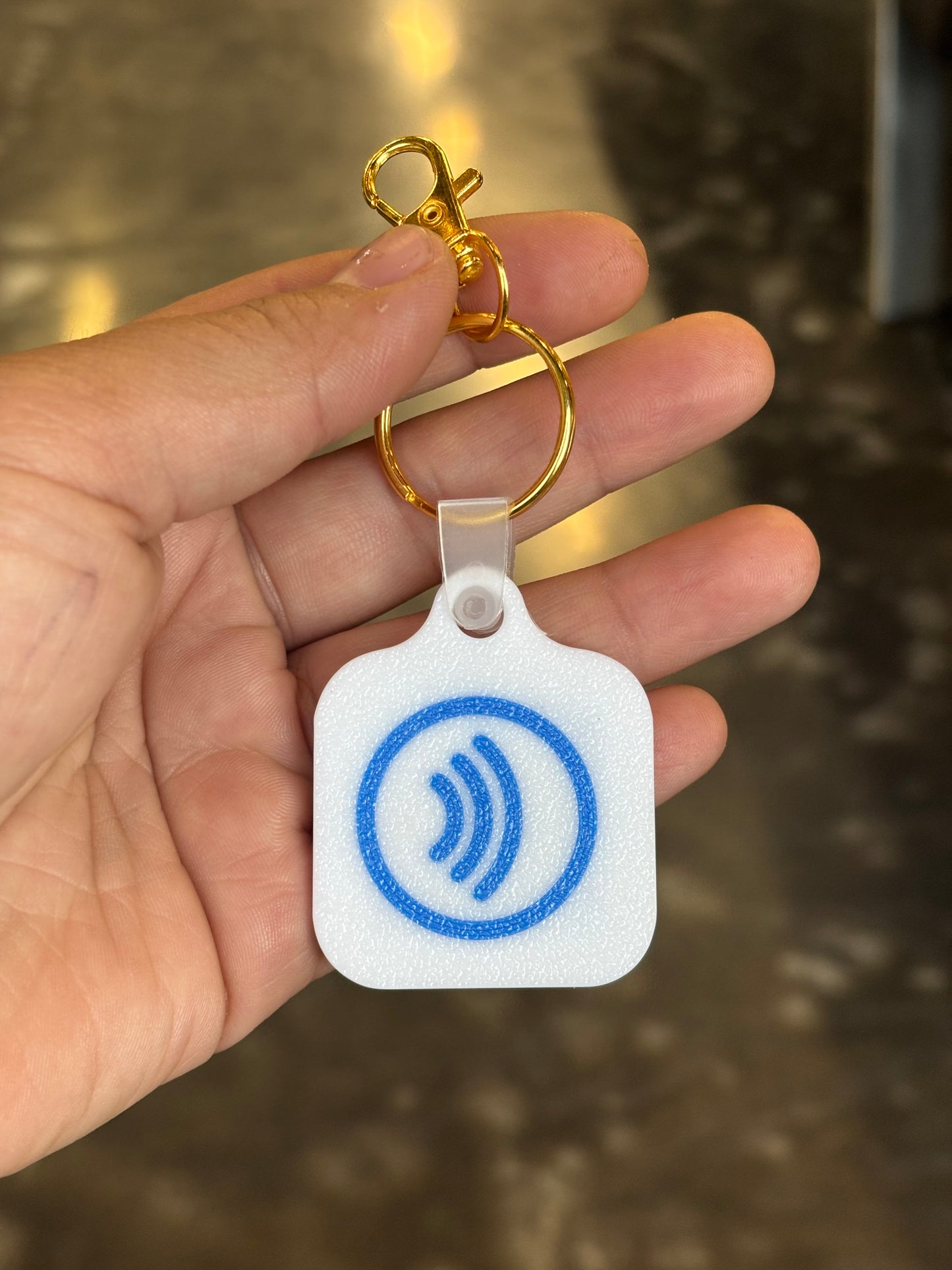 NFC tag KEYCHAIN Facebook Social Media (blue)